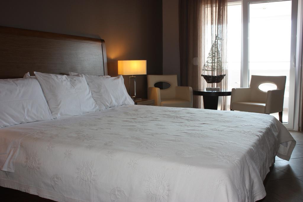 Hotel Cariatis Nea Kallikrateia Экстерьер фото