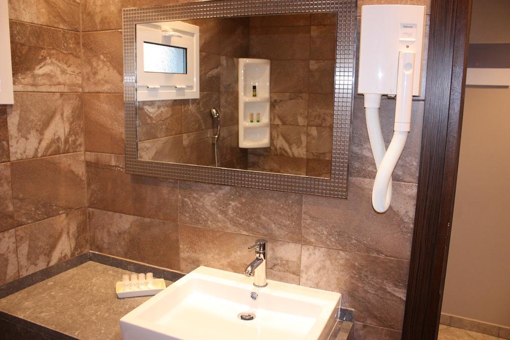 Hotel Cariatis Nea Kallikrateia Экстерьер фото