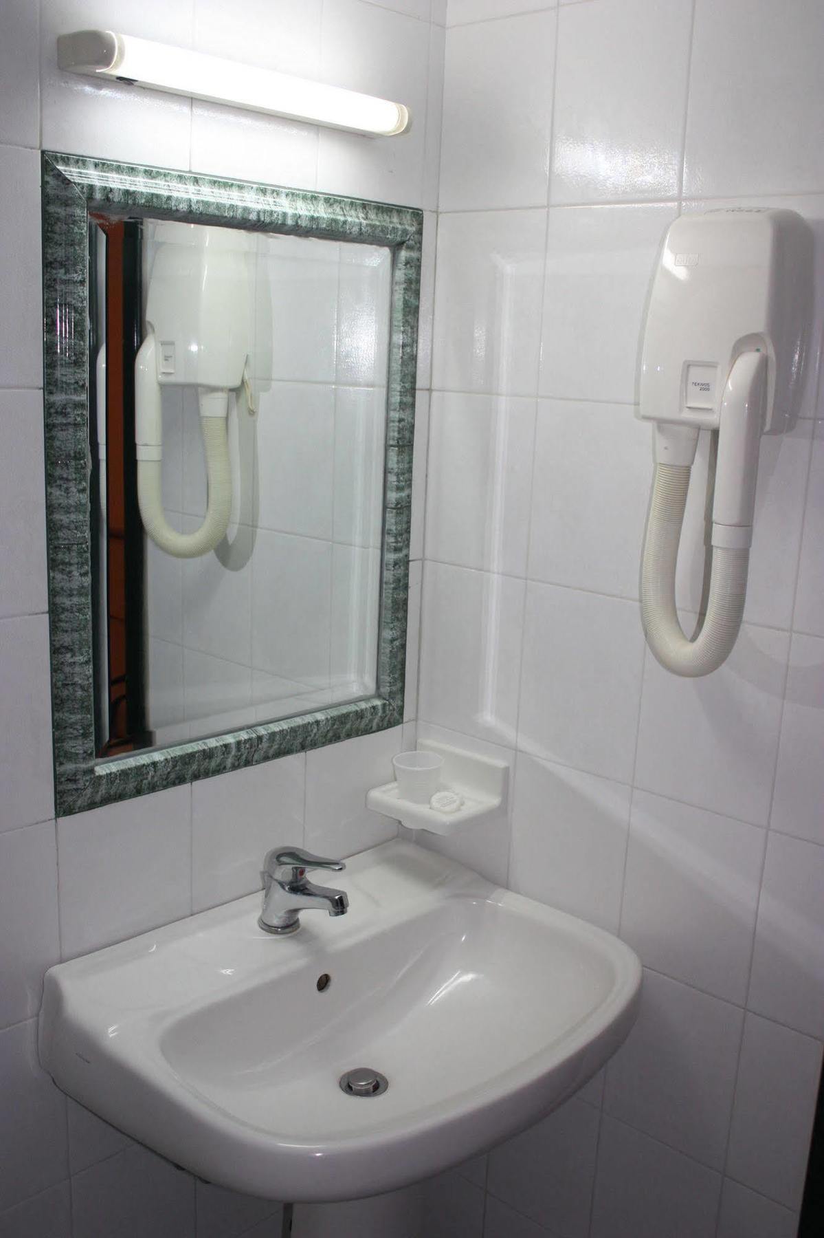 Hotel Cariatis Nea Kallikrateia Экстерьер фото