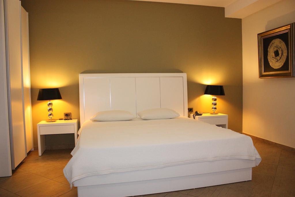 Hotel Cariatis Nea Kallikrateia Экстерьер фото